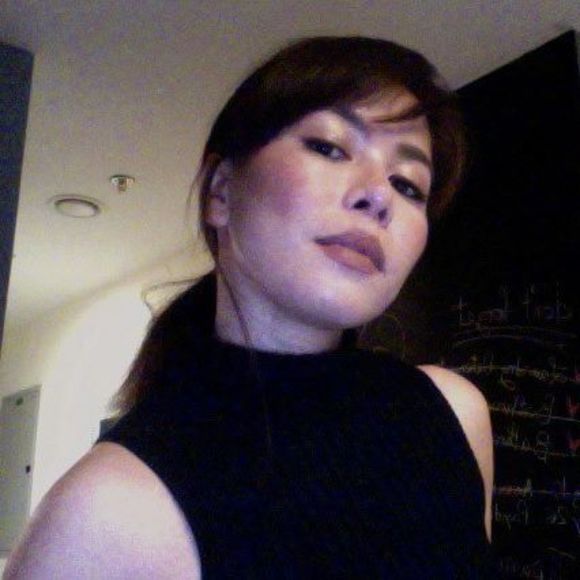 Meet your Posher, Adi - Picture 1 of 1